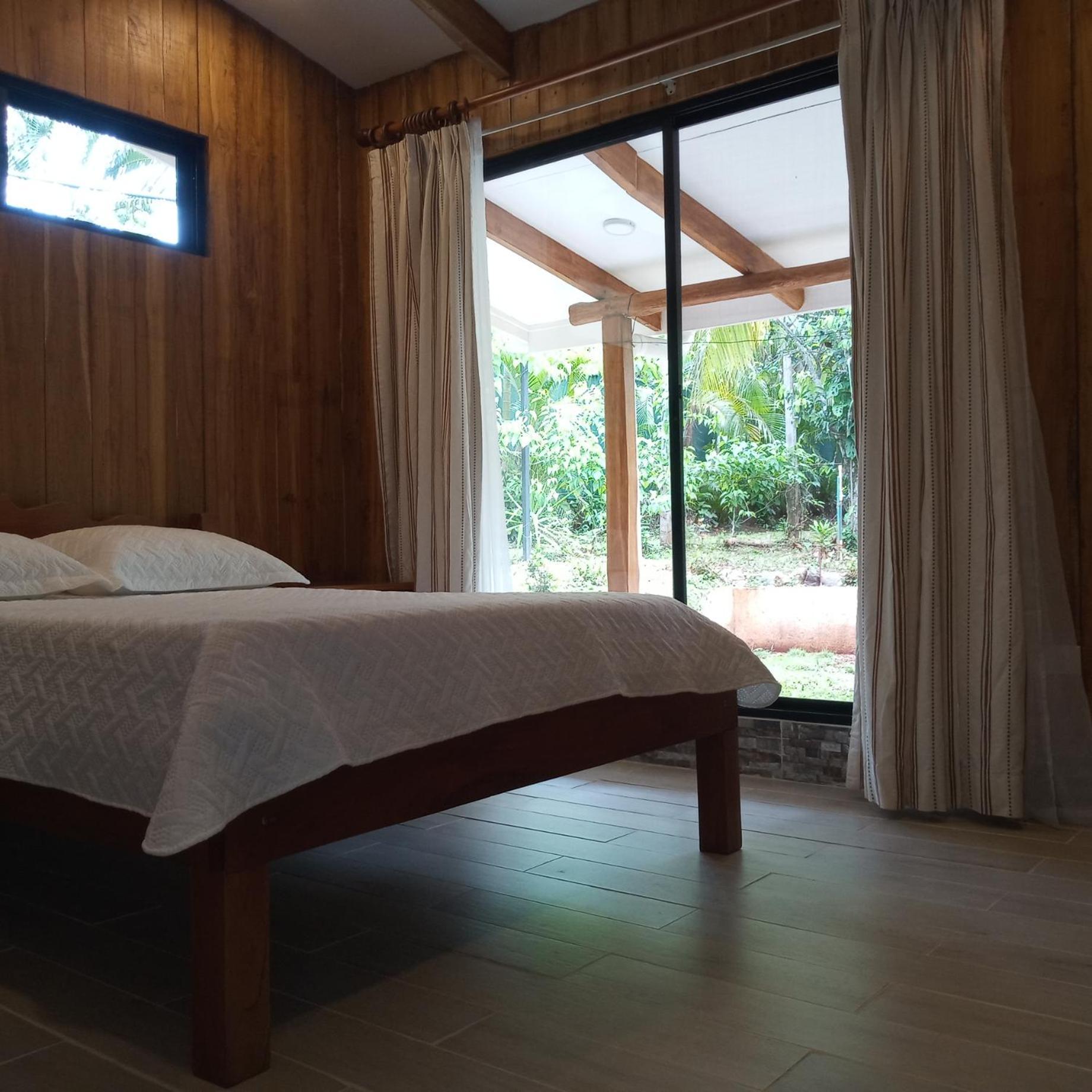 House In Puerto Carrillo Villa Tapantí Eksteriør billede